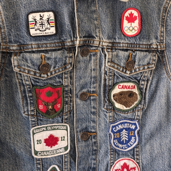 Hudson's Bay Company XS Vintage Y2K Olympics Patchwork Collectible Jean Jacket - Picture 4 of 14